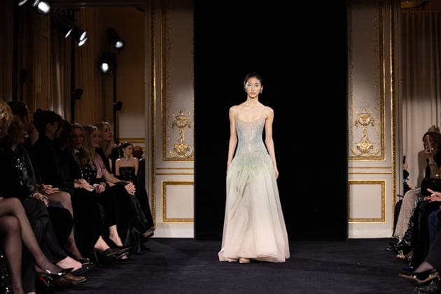 PFW Giorgio Armani Runway - Paris AJ A model presents a creation for Giorgio Armani Prive for Women s Haute Couture Spring Summer 2026 collection fashion show as part of the Paris Haute Couture Fashion Week, in Paris, on January 27, 2026. Photo by Alexis Jumeau ABACAPRESS.COM Paris France  Copyright: xJumeauxAlexis ABACAx