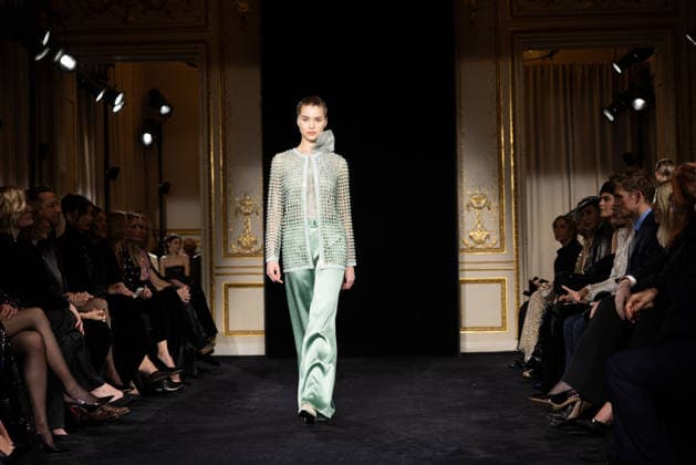 PFW Giorgio Armani Runway - Paris AJ A model presents a creation for Giorgio Armani Prive for Women s Haute Couture Spring Summer 2026 collection fashion show as part of the Paris Haute Couture Fashion Week, in Paris, on January 27, 2026. Photo by Alexis Jumeau ABACAPRESS.COM Paris France  Copyright: xJumeauxAlexis ABACAx