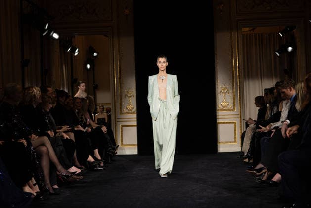 PFW Giorgio Armani Runway - Paris AJ A model presents a creation for Giorgio Armani Prive for Women s Haute Couture Spring Summer 2026 collection fashion show as part of the Paris Haute Couture Fashion Week, in Paris, on January 27, 2026. Photo by Alexis Jumeau ABACAPRESS.COM Paris France  Copyright: xJumeauxAlexis ABACAx