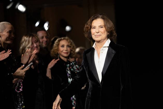PFW Giorgio Armani Runway - Paris AJ Italian fashion designer Silvana Armani acknowledges the audience at the end of Giorgio Armani Prive Women s Haute Couture Spring Summer 2026 collection fashion show as part of the Paris Haute Couture Fashion Week, in Paris, on January 27, 2026. Photo by Alexis Jumeau ABACAPRESS.COM Paris France  Copyright: xJumeauxAlexis ABACAx