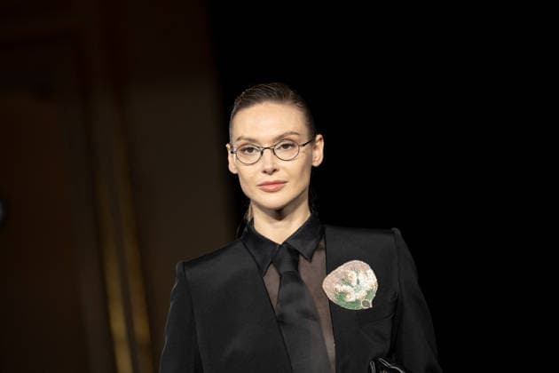 PFW Giorgio Armani Runway - Paris AJ A model presents a creation for Giorgio Armani Prive for Women s Haute Couture Spring Summer 2026 collection fashion show as part of the Paris Haute Couture Fashion Week, in Paris, on January 27, 2026. Photo by Alexis Jumeau ABACAPRESS.COM Paris France  Copyright: xJumeauxAlexis ABACAx
