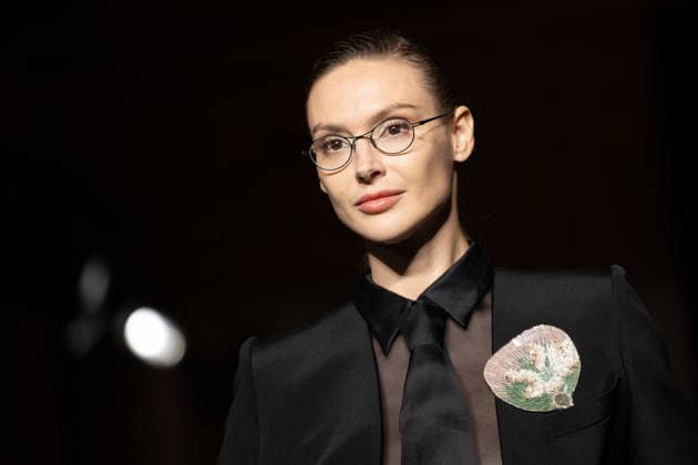 PFW Giorgio Armani Runway - Paris AJ A model presents a creation for Giorgio Armani Prive for Women s Haute Couture Spring Summer 2026 collection fashion show as part of the Paris Haute Couture Fashion Week, in Paris, on January 27, 2026. Photo by Alexis Jumeau ABACAPRESS.COM Paris France  Copyright: xJumeauxAlexis ABACAx