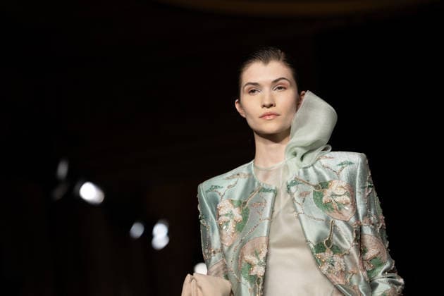 PFW Giorgio Armani Runway - Paris AJ A model presents a creation for Giorgio Armani Prive for Women s Haute Couture Spring Summer 2026 collection fashion show as part of the Paris Haute Couture Fashion Week, in Paris, on January 27, 2026. Photo by Alexis Jumeau ABACAPRESS.COM Paris France  Copyright: xJumeauxAlexis ABACAx
