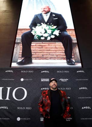 Kevin James arrives on the red carpet at the Solo Mio New York premiere at Regal Times Square on Tuesday, January 27, 2026 in New York City.  NYP20260127114 JOHNxANGELILLO