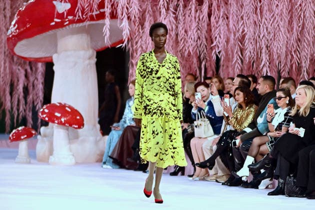 PFW - Chanel Runway Models walk the runway during the Chanel Haute Couture Week Spring Summer 2026 show as part of Paris Fashion Week on January 27, 2026 in Paris, France. Photo by Franck Castel ABACAPRESS.COM Paris France  Copyright: xCastelxFranck ABACAx