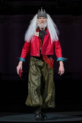 PFW - Julien Fournie Runway Model walks the runway during the Julien Fournie Haute Couture Spring Summer show as part of Paris Fashion Week on January 27, 2026 in Paris, France. Photo by Jana Call me J ABACA Paris Ile de France France  Copyright: xJanaxCallxmexJ ABACAx