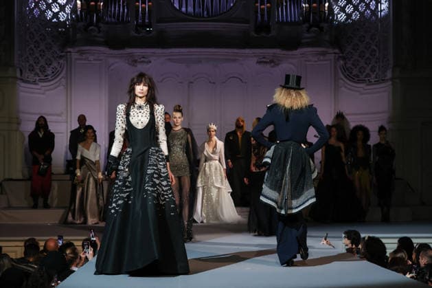 Julien Fournié Fashion Show, Spring Summer 2026 Haute Couture Collection as part of Paris Fashion Week on January 27, 2026 Sébastien Fremont Bestimage Julien Fournié Fashion Show, Spring Summer 2026 Haute Couture Collection as part of Paris Fashion Week on January 27, 2026 Paris France  Copyright: xSebastienxFremontx xBestimagexSebastienxFremontx xBestimagex