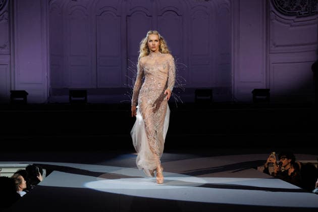 Julien Fournié Fashion Show, Spring Summer 2026 Haute Couture Collection as part of Paris Fashion Week on January 27, 2026 Sébastien Fremont Bestimage Julien Fournié Fashion Show, Spring Summer 2026 Haute Couture Collection as part of Paris Fashion Week on January 27, 2026 Paris France  Copyright: xSebastienxFremontx xBestimagexSebastienxFremontx xBestimagex