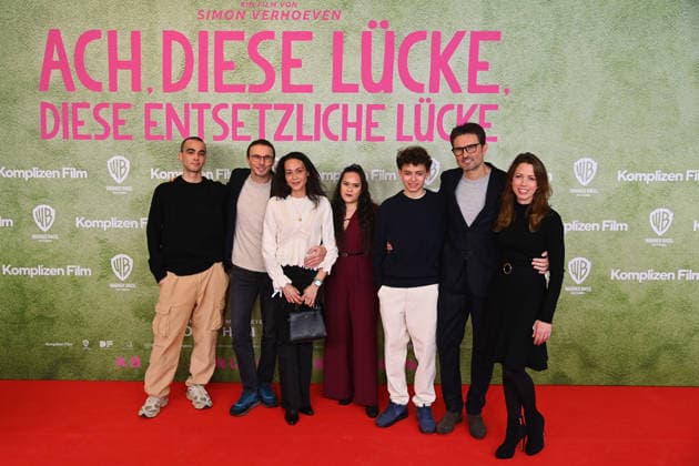 from left Patrice Verhoeven, Luca Verhoeven, Stephanie Verhoeven and guest, Nina Verhoeven, Simon Verhoeven and David Verhoeven World premiere ACH DIESE LUECKE DIESE ENTSETZLICHE LUECKE on 27 01 20226 at Mathaeser Kino in Munich