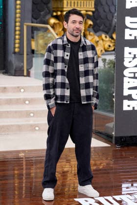 Chris Hemsworth Presents Escape Route Film in Madrid Director Bart Layton attends the Ruta De Escape (Crime 101) photocall. January 27, 2026. Photo by Acero AlterPhotos ABACAPRESS.COM Madrid Spain  Copyright: xAcero AlterPhotos ABACAx