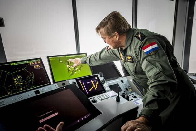 Schiphol, The Netherlands, 2026-01-28 10:23:51 SCHIPHOL, January 28, 2026, Schiphol. King Willem-Alexander during a visit to a Royal Netherlands Air Force exercise at Schiphol. During this training, the air force practices how to conduct military aircraft movements safely and responsibly from a civilian airport. PHOTO: NLBeeld POOL Patrick van Katwijk Credit: NL Beeld Patrick van Emst  Copyright: xx x