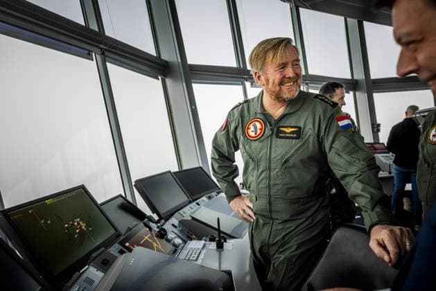 Schiphol, The Netherlands, 2026-01-28 10:19:14 SCHIPHOL, January 28, 2026, Schiphol. King Willem-Alexander during a visit to a Royal Netherlands Air Force exercise at Schiphol. During this training, the air force practices how to conduct military aircraft movements safely and responsibly from a civilian airport. PHOTO: NLBeeld POOL Patrick van Katwijk Credit: NL Beeld Patrick van Emst  Copyright: xx x