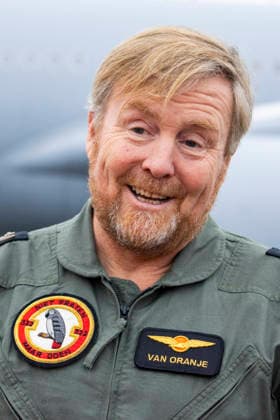 28-01-2026 Schiphol King Willem-Alexander visited a Royal Netherlands Air Force exercise at Schiphol Airport. During this training, the air force practiced how military aircraft movements can be conducted safely and responsibly from a civilian airport. Â  Copyright: xPPEx