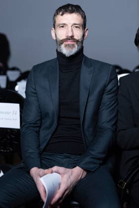 Julien Derouault, Parrain de la Collection au Front Row au défilé Franck Sorbier, Collection Haute Couture Printemps Eté 2026 lors de la Fashion Week de Paris PFW au Pavillon Wagram, à Paris, France, le 28 janvier 2026 Julien Sarkissian Bestimage Front Row Franck Sorbier Haute Couture Spring Summer 2026 show as part of Paris Fashion Week on January 28, 2026 in Paris, France Paris France  Copyright: xJulienxSarkissianx xBestimagexJulienxSarkissianx xBestimagex