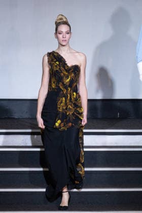 PFW - Franck Sorbier Runway A model walks the runway during the Franck Sorbier Haute Couture Week Spring Summer 2026 show as part of Paris Fashion Week on January 27, 2026 in Paris, France. Photo by Laurent Zabulon ABACAPRESS.COM Paris France  Copyright: xZabulonxLaurent ABACAx