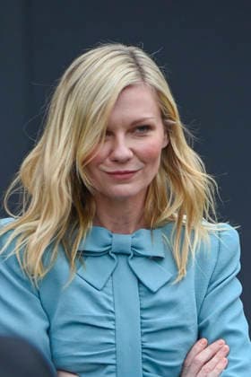 Kirsten Dunst exits Valentino fashion show, Haute Couture Spring Summer 2026 collection at Paris Fashion Week PFW , in Paris, France, January 28, 2026 Olivier Borde Bestimage Exits Valentino fashion show as part of Haute Couture Spring Summer 2026 on January 28, 2026 in Paris, France Paris France  Copyright: xOLIVIERxBORDEx xBESTIMAGExOLIVIERxBORDEx xBESTIMAGEx