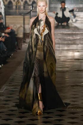 Yuima Nakazato Haute Couture Spring Summer 2026 show as part of Paris Fashion Week PFW , January 28, 2026 Bestimage Runway Yuima Nakazato Haute Couture Week Spring Summer 2026 show as part of Paris Fashion Week on January 28, 2026 in Paris, France Paris France  Copyright: xAgencex xBestimagexAgencex xBestimagex