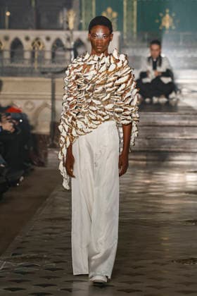 Yuima Nakazato Haute Couture Spring Summer 2026 show as part of Paris Fashion Week PFW , January 28, 2026 Bestimage Runway Yuima Nakazato Haute Couture Week Spring Summer 2026 show as part of Paris Fashion Week on January 28, 2026 in Paris, France Paris France  Copyright: xAgencex xBestimagexAgencex xBestimagex