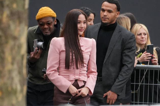 Sarocha Chamkimha Freen arrives at the Valentino fashion show as part of Haute Couture Spring Summer 2026 on January 28, 2026 in Paris, France Paris France PFW , le 28 janvier 2026 Anne Sophie Guebey Bestimage Sarocha Chamkimha Freen arrives at the Valentino fashion show as part of Haute Couture Spring Summer 2026 on January 28, 2026 in Paris, France Paris France  Copyright: xAnne-SophiexGuebeyx xBestimagexAnne-SophiexGuebeyx xBestimagex