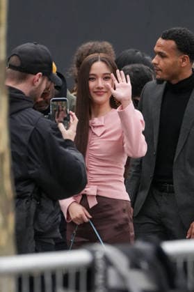 Sarocha Chamkimha Freen arrives at the Valentino fashion show as part of Haute Couture Spring Summer 2026 on January 28, 2026 in Paris, France Paris France PFW , le 28 janvier 2026 Anne Sophie Guebey Bestimage Sarocha Chamkimha Freen arrives at the Valentino fashion show as part of Haute Couture Spring Summer 2026 on January 28, 2026 in Paris, France Paris France  Copyright: xAnne-SophiexGuebeyx xBestimagexAnne-SophiexGuebeyx xBestimagex
