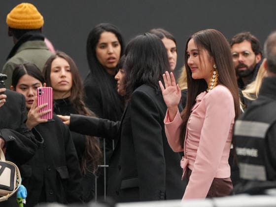 Sarocha Chamkimha Freen arrives at the Valentino fashion show as part of Haute Couture Spring Summer 2026 on January 28, 2026 in Paris, France Paris France PFW , le 28 janvier 2026 Anne Sophie Guebey Bestimage Sarocha Chamkimha Freen arrives at the Valentino fashion show as part of Haute Couture Spring Summer 2026 on January 28, 2026 in Paris, France Paris France  Copyright: xAnne-SophiexGuebeyx xBestimagexAnne-SophiexGuebeyx xBestimagex