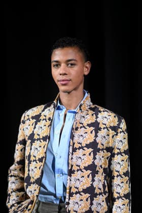 Guillaume Diop au photocall du défilé Valentino, Collection Haute Couture Printemps Eté 2026 lors de la Fashion Week de Paris PFW , à Paris, France, le 28 janvier 2026 Olivier Borde Bestimage Photocall Valentino fashion show as part of Haute Couture Spring Summer 2026 on January 28, 2026 in Paris, France Paris France  Copyright: xOLIVIERxBORDEx xBESTIMAGExOLIVIERxBORDEx xBESTIMAGEx