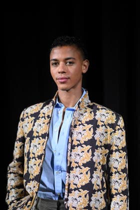 Guillaume Diop au photocall du défilé Valentino, Collection Haute Couture Printemps Eté 2026 lors de la Fashion Week de Paris PFW , à Paris, France, le 28 janvier 2026 Olivier Borde Bestimage Photocall Valentino fashion show as part of Haute Couture Spring Summer 2026 on January 28, 2026 in Paris, France Paris France  Copyright: xOLIVIERxBORDEx xBESTIMAGExOLIVIERxBORDEx xBESTIMAGEx