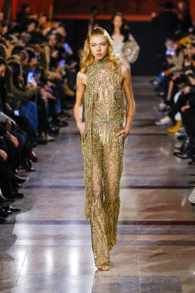 Lea Julian Elie Saab Haute Couture Spring Summer 2026 show as part of Paris Fashion Week PFW at the Rodin Museum, Paris, France, January 28, 2026 Bestimage Runway Elie Saab Haute Couture Week Spring Summer 2026 show as part of Paris Fashion Week on January 28, 2026 in Paris, France Paris France  Copyright: xAgencex xBestimagexAgencex xBestimagex