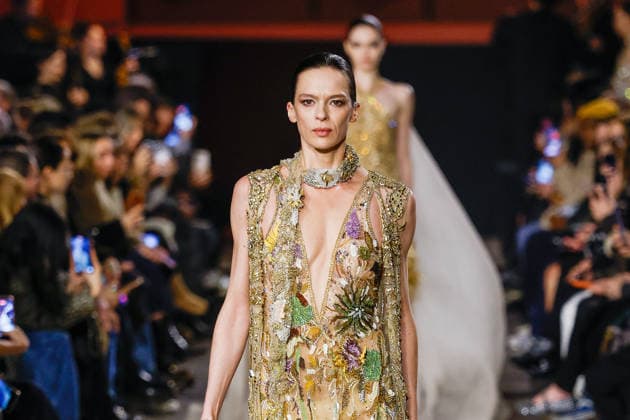 Élise Crombez Elie Saab Haute Couture Spring Summer 2026 show as part of Paris Fashion Week PFW at Musée Rodin, Paris, France, January 28, 2026 Bestimage Runway Elie Saab Haute Couture Week Spring Summer 2026 show as part of Paris Fashion Week on January 28, 2026 in Paris, France Paris France  Copyright: xAgencex xBestimagexAgencex xBestimagex