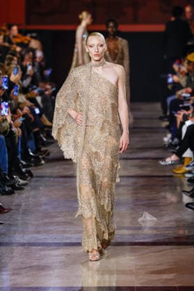 Maggie Maurer Elie Saab Haute Couture Spring Summer 2026 show as part of Paris Fashion Week PFW at the Rodin Museum, Paris, France, January 28, 2026 Bestimage Runway Elie Saab Haute Couture Week Spring Summer 2026 show as part of Paris Fashion Week on January 28, 2026 in Paris, France Paris France  Copyright: xAgencex xBestimagexAgencex xBestimagex