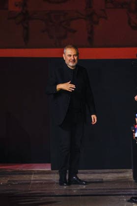 Le créateur Elie Saab Défilé Elie Saab, Collection Haute Couture Printemps Eté 2026 lors de la Fashion Week de Paris PFW au Musée Rodin, à Paris, France, le 28 janvier 2026 Bestimage Runway Elie Saab Haute Couture Week Spring Summer 2026 show as part of Paris Fashion Week on January 28, 2026 in Paris, France Paris France  Copyright: xAgencex xBestimagexAgencex xBestimagex