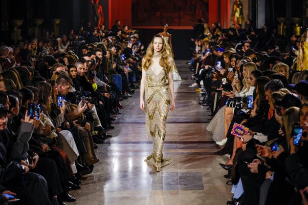 Elie Saab Haute Couture Spring Summer 2026 show as part of Paris Fashion Week PFW at the Rodin Museum, Paris, France, January 28, 2026 Bestimage Runway Elie Saab Haute Couture Week Spring Summer 2026 show as part of Paris Fashion Week on January 28, 2026 in Paris, France Paris France  Copyright: xAgencex xBestimagexAgencex xBestimagex