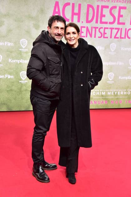 Berlin PREMIERE, ACH DIESE LÜCKE Anja kling with husband Oliver Haas Arrival at the Berlin PREMIERE, by Simon Verhoeven, oh this gap, this horrible gap in Berlin on 28 01 2026 Photopress Mueller
