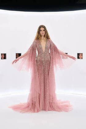 (260128) -- PARIS, Jan. 28, 2026 -- A model presents a creation by Alessandro Michele for Valentino during the Haute Couture Week Spring Summer 2026 in Paris, France, on Jan. 28, 2026. (MeetEurope Handout via Xinhua) FRANCE-PARIS-HAUTE COUTURE WEEK-FASHION SHOW-VALENTINO WuxHuiwo 