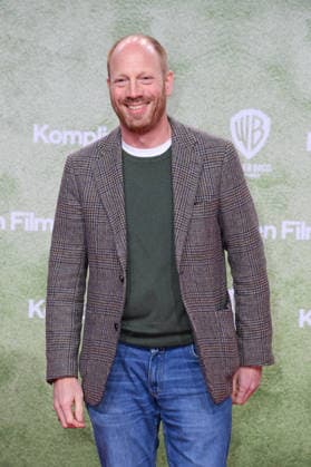 Johann von Buelow at the premiere of ACH, DIESE LÜCKE, DIESE ENTSETZLICHE LÜCKE at the Zoo Palast in Berlin on 28 01 2026