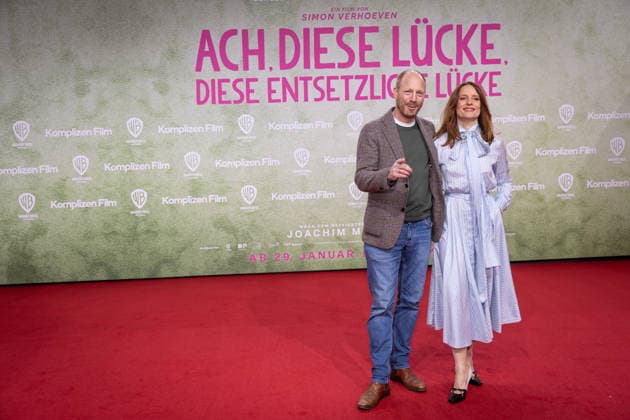 Premiere ACH, DIESE LÜCKE, DIESE ENTSETZLICHE LÜCKE Anne Ratte Polle and Johann von Bülow Premiere of ACH, DIESE LÜCKE, DIESE ENTSETZLICHE LÜCKE at Zoo Palast Berlin Copyright: xEventpressxFuhrx