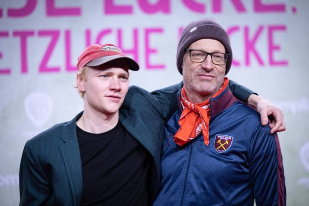 Premiere ACH, DIESE LÜCKE, DIESE ENTSETZLICHE LÜCKE Novelist Joachim Meyerhoff Bruno Alexander Premiere of ACH, DIESE LÜCKE, DIESE ENTSETZLICHE LÜCKE at Zoo Palast Berlin Copyright: xEventpressxFuhrx