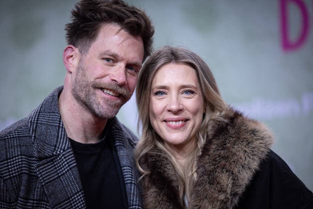 Premiere ACH, DIESE LÜCKE, DIESE ENTSETZLICHE LÜCKE Ken Duken with wife Marisa Leonie Bach Premiere of ACH, DIESE LÜCKE, DIESE ENTSETZLICHE LÜCKE at Zoo Palast Berlin Copyright: xEventpressxFuhrx