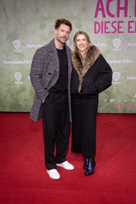 Premiere ACH, DIESE LÜCKE, DIESE ENTSETZLICHE LÜCKE Ken Duken with wife Marisa Leonie Bach Premiere of ACH, DIESE LÜCKE, DIESE ENTSETZLICHE LÜCKE at Zoo Palast Berlin Copyright: xEventpressxFuhrx