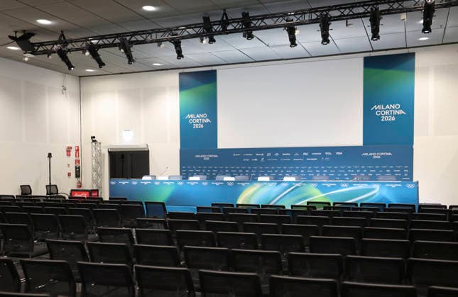 (260129) -- MILAN, Jan. 29, 2026 -- Photo taken on Jan. 28, 2026 shows a view of the press conference room at the main media center (MMC) of the Milan-Cortina 2026 Olympic Winter Games in Milan, Italy. ) (SP)ITALY-MILAN-WINTER OLYMPICS-MAIN MEDIA CENTER HuxXingyu 
