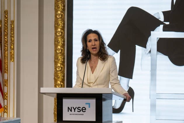 First Lady Melania Trump Rings New York Stock Exchange Opening Bell To Celebrate Upcoming Film Melania in New York, USA - 28 Jan 2026 Lynn Martin speaks at a First Lady Melania Trump Rings New York Stock Exchange Opening Bell To Celebrate Upcoming Film Melania event at New York Stock Exchange. New York United States Copyright: xRonxAdarx xSOPAxImagesx _radar_melania_20260128_00058
