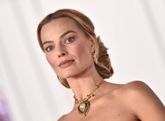 ˜Wuthering Heights™ World Premiere Margot Robbie arriving to the ˜Wuthering Heights™ World Premiere at TCL Chinese Theatre on January 28, 2026 in Hollywood, CA. Hollywood TCL Chinese Theatre California USA Copyright: xLISAxOConnor AFF-USA.comx