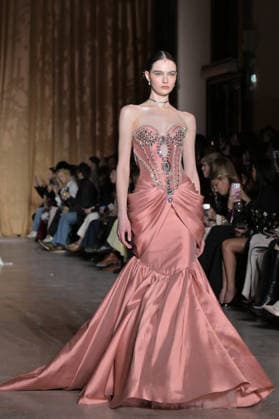 PFW - Zuhair Murad Runway Model walks the runway during the Zuhair Murad Haute Couture Spring Summer show as part of Paris Fashion Week on January 28, 2026 in Paris, France. Photo by Jana Call me J ABACAPRESS.COM Paris Ile de France France  Copyright: xJanaxCallxmexJ ABACAx