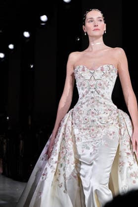 PFW - Zuhair Murad Runway Model walks the runway during the Zuhair Murad Haute Couture Spring Summer show as part of Paris Fashion Week on January 28, 2026 in Paris, France. Photo by Jana Call me J ABACAPRESS.COM Paris Ile de France France  Copyright: xJanaxCallxmexJ ABACAx