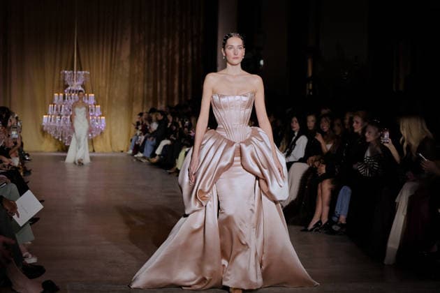 PFW - Zuhair Murad Runway Model walks the runway during the Zuhair Murad Haute Couture Spring Summer show as part of Paris Fashion Week on January 28, 2026 in Paris, France. Photo by Jana Call me J ABACAPRESS.COM Paris Ile de France France  Copyright: xJanaxCallxmexJ ABACAx