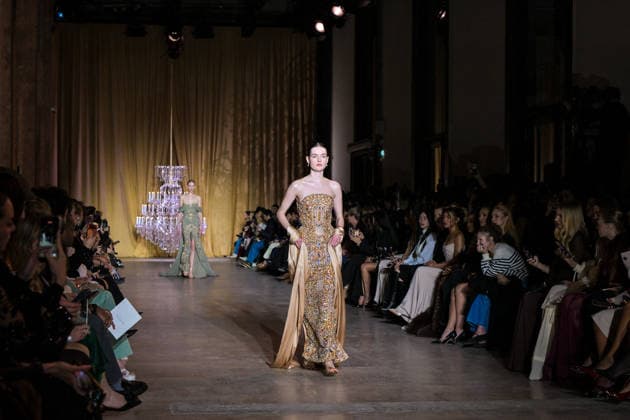 PFW - Zuhair Murad Runway Model walks the runway during the Zuhair Murad Haute Couture Spring Summer show as part of Paris Fashion Week on January 28, 2026 in Paris, France. Photo by Jana Call me J ABACAPRESS.COM Paris Ile de France France  Copyright: xJanaxCallxmexJ ABACAx