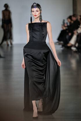PFW - Juana Martin Runway Model walks the runway during the Juana Martin Haute Couture Spring Summer show as part of Paris Fashion Week on January 28, 2026 in Paris, France. Photo by Jana Call me J ABACAPRESS.COM Paris Ile de France France  Copyright: xJanaxCallxmexJ ABACAx