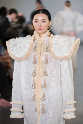 PFW - Juana Martin Runway Model walks the runway during the Juana Martin Haute Couture Spring Summer show as part of Paris Fashion Week on January 28, 2026 in Paris, France. Photo by Jana Call me J ABACAPRESS.COM Paris Ile de France France  Copyright: xJanaxCallxmexJ ABACAx