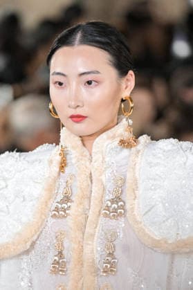 PFW - Juana Martin Runway Model walks the runway during the Juana Martin Haute Couture Spring Summer show as part of Paris Fashion Week on January 28, 2026 in Paris, France. Photo by Jana Call me J ABACAPRESS.COM Paris Ile de France France  Copyright: xJanaxCallxmexJ ABACAx