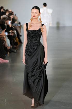 PFW - Juana Martin Runway Model walks the runway during the Juana Martin Haute Couture Spring Summer show as part of Paris Fashion Week on January 28, 2026 in Paris, France. Photo by Jana Call me J ABACAPRESS.COM Paris Ile de France France  Copyright: xJanaxCallxmexJ ABACAx